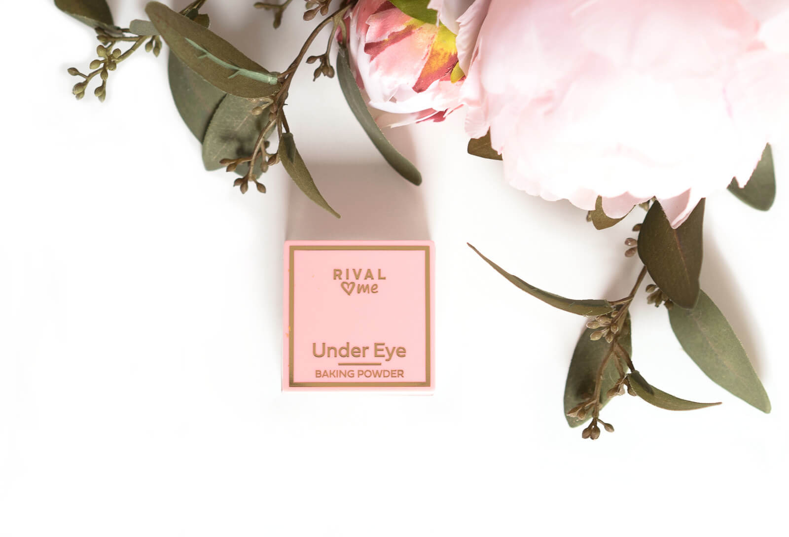 Review - Under Eye Baking Powder von RIVAL loves me 1