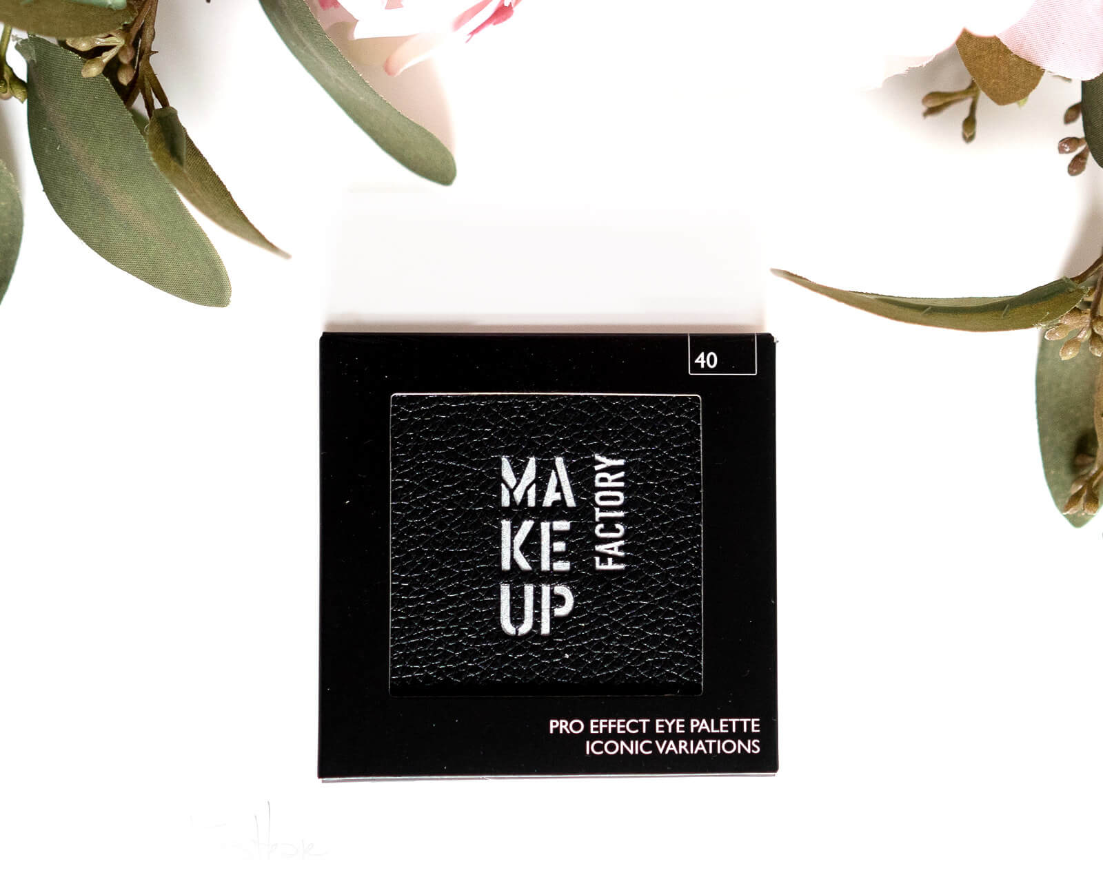 Review - Make-up Trend Look Herbst/Winter - BE THE REBEL von Make up Factory 5