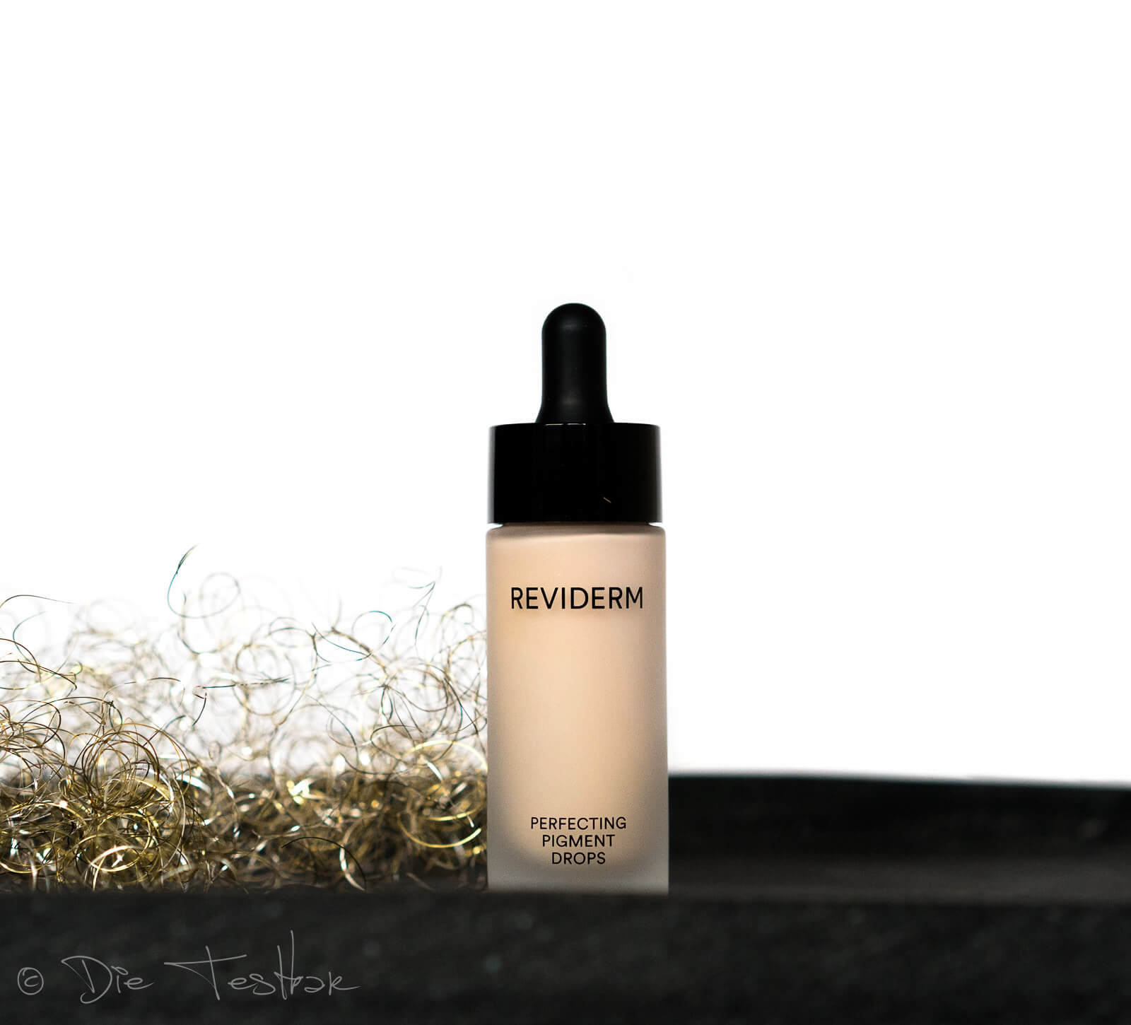 Review - Wunderschönes Make-up mit den hochwertigen Produkten von Reviderm 2