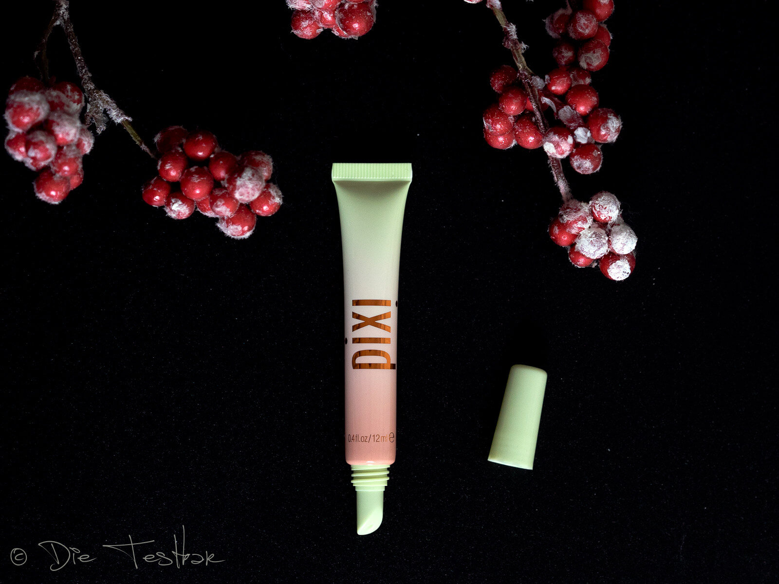 Review – Hochwertige dekorative Kosmetik für Lippen und Teint von Pixi 5