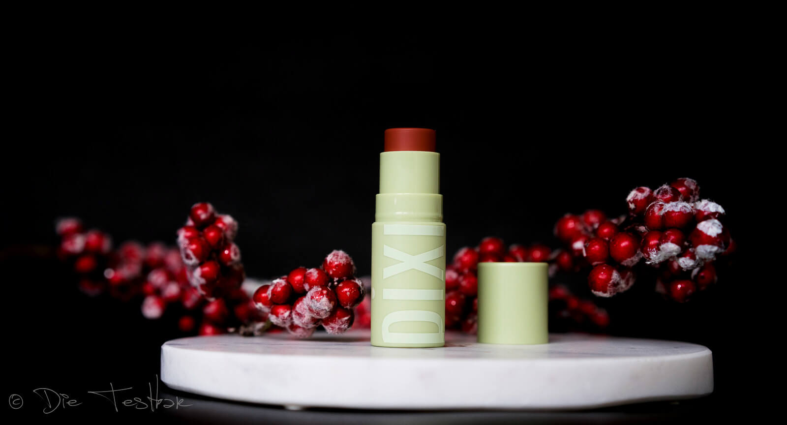 Review – Hochwertige dekorative Kosmetik für Lippen und Teint von Pixi 21