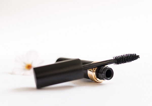 Length and Volume Mascara - Black